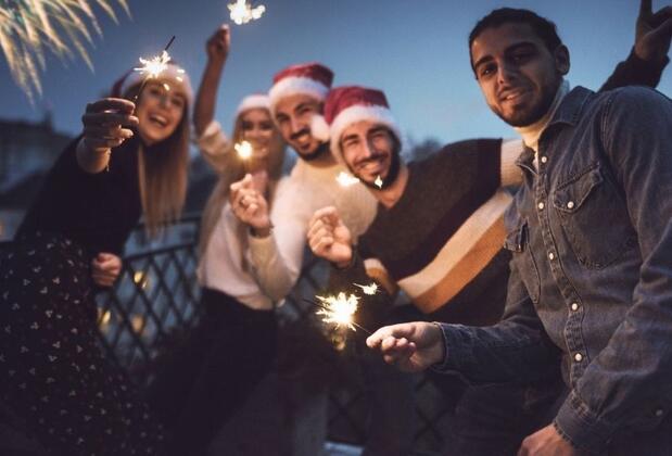 Afyonkarahisar Yılbaşı Sanatçılı Otel Programları 2025