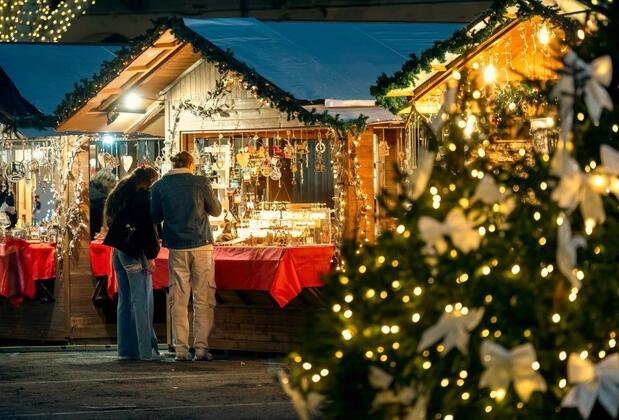 Mersin Yılbaşı Pazarı Nerede, Hangi Konser Var?