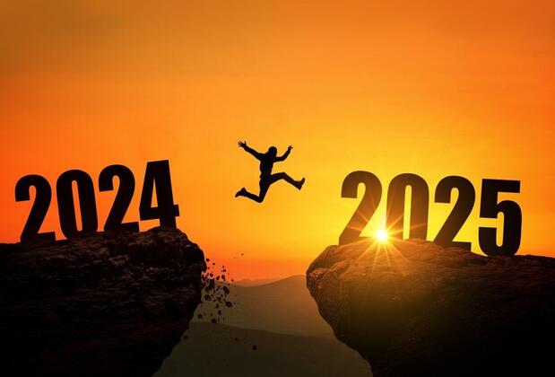 Bol Seyahatli, Bol Konaklamalı Bir Yıl Diliyoruz... Yeni Yıl Sözleri İle Bu Dilekleri Sevdiklerinizle Paylaşın!