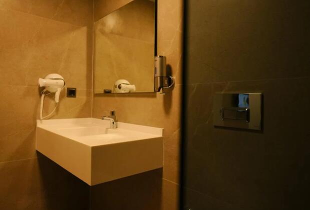 Bonnie City Hotel - Görsel 20