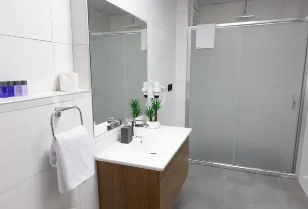 Restway Hotel Çiğli - Görsel 13