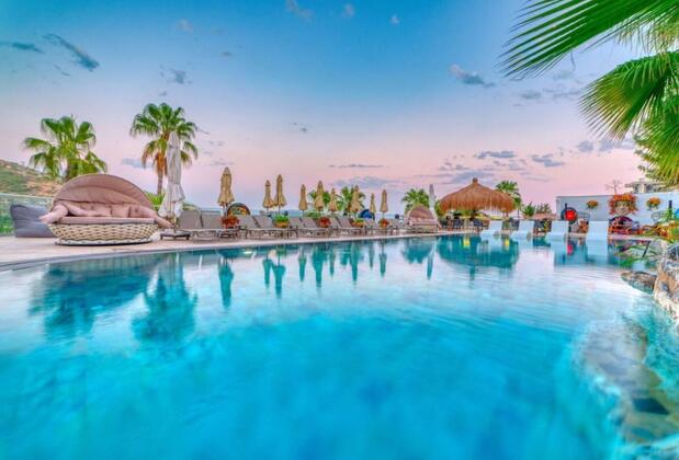 Illusion Beach Club Hotel +16 - Görsel 10