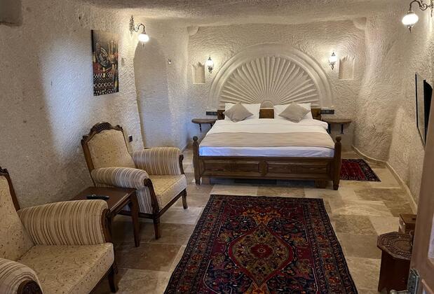 Library Cave House - Görsel 8