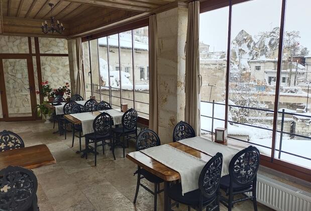 Library Cave House - Görsel 5