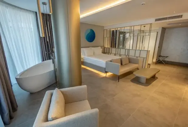 Four Hills Hotel - Görsel 3