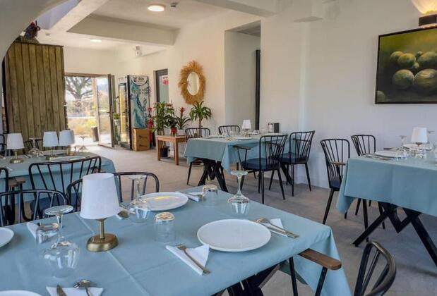 Emel Hanım Konaklama Restourant Urla - Görsel 11