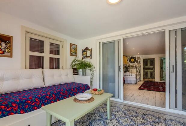 Morisi Pansiyon Karaburun - Görsel 7