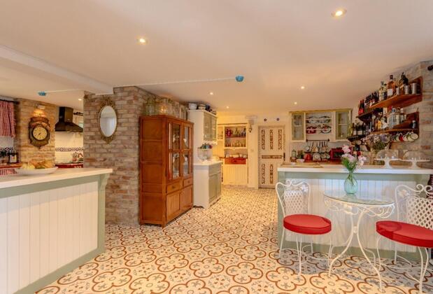 Morisi Pansiyon Karaburun - Görsel 15