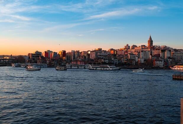 İstanbul’da Yaşamış Ünlü Yazar ve Şairlerin Evleri