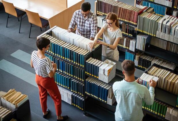 İzmir'in En Yeni Kütüphanesi: Atatürk İl Halk Kütüphanesi 