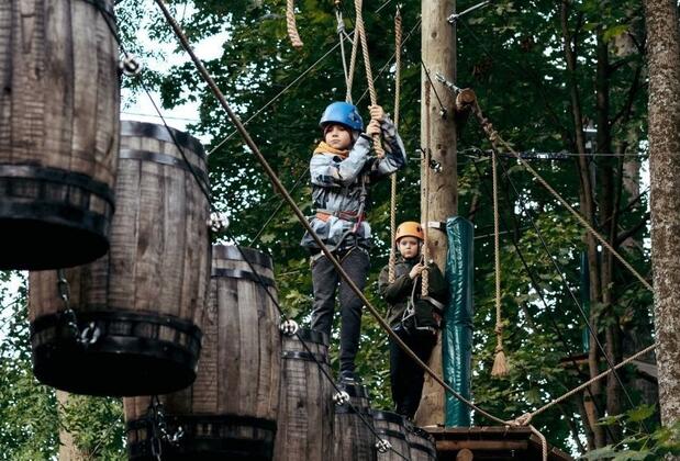 Adrenalin ve Doğayı Birleştiren Deneyim: Masalköy Macera Park