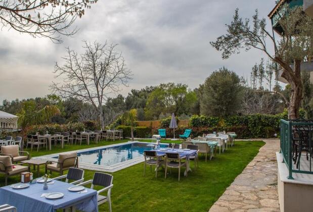 Gül Hanım Konağı Bornova Yakaköy - Görsel 13