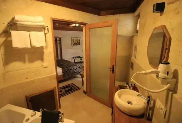 Georgios Cave Suites Cappadocia - Görsel 15