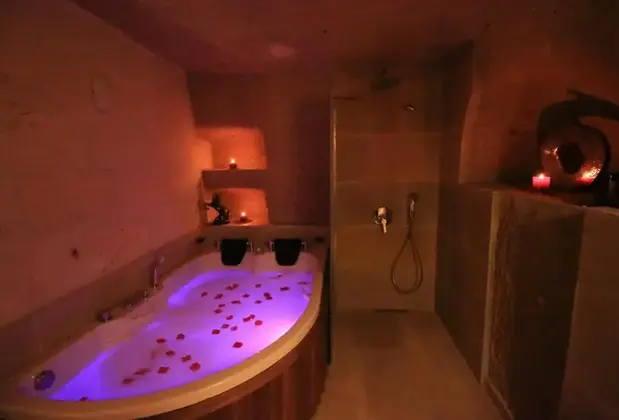 Georgios Cave Suites Cappadocia - Görsel 19
