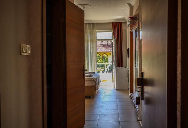 Özden Apart Otel Burhaniye - Görsel 18